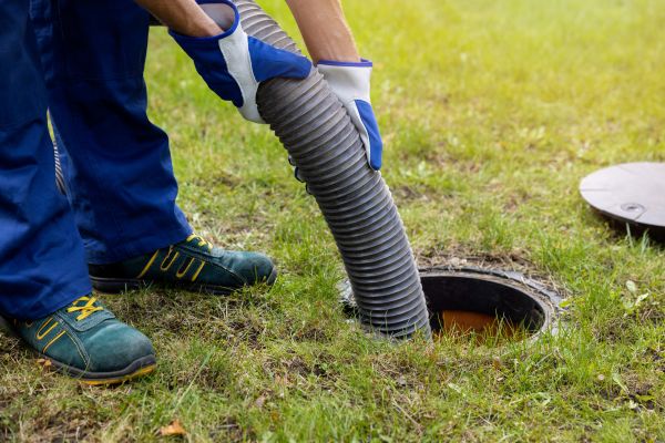 Destaqueos de tuberías limpieza de tanques sépticos limpieza de Trampas de grasa construcción de drenajes y posos sépticos